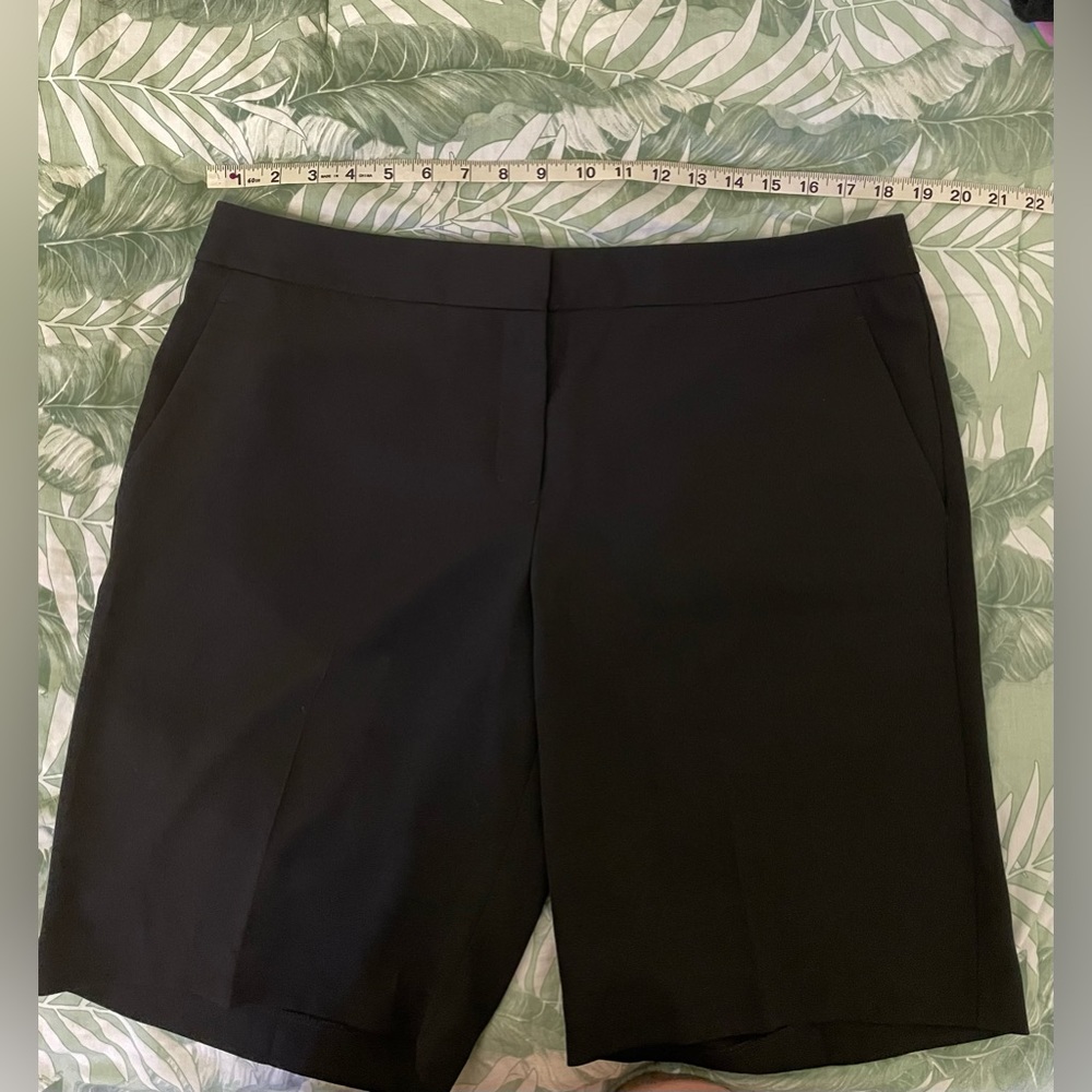 EXPRESS Shorts